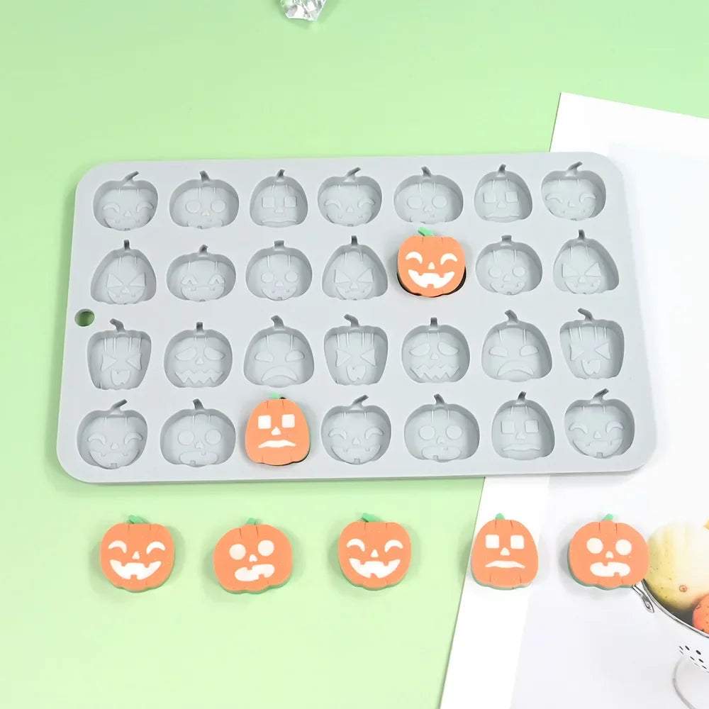 Halloween Molds Skull Pumpkin Chocolate Silicone Mold Witch Ghost Design Fudge Cake mould Dessert Decorating Baking Tools