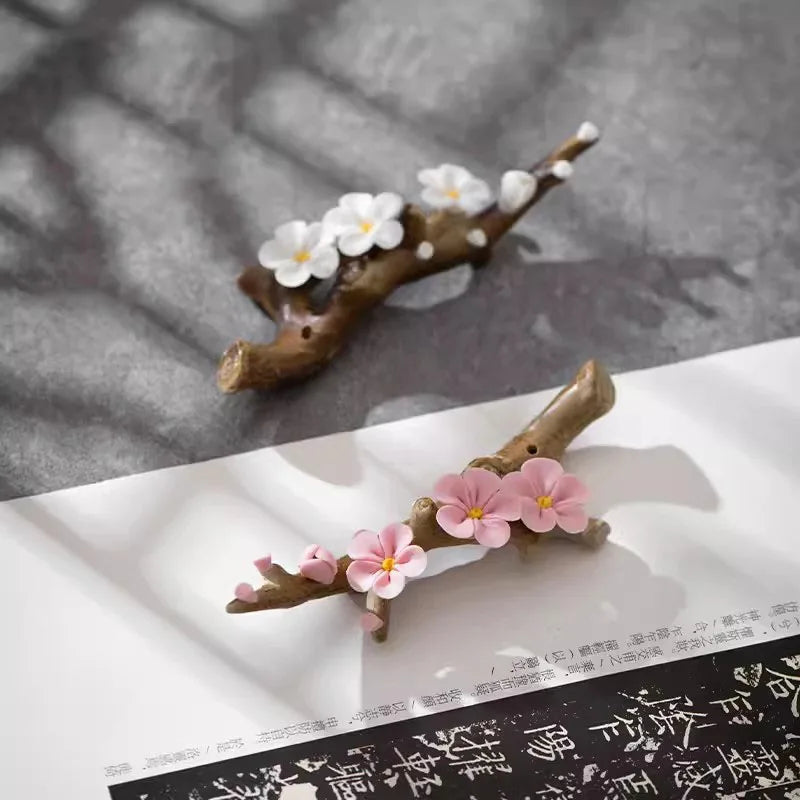 Multifunctional Plum Blossom Ceramic Brush Holder Pen Shelving Tea Pet Insert Incense Study Room Four Treasures Art Supplies
